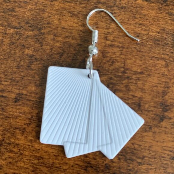 Deck of Cards Earrings, Playing Cards Casino Poker Diamond King Maverick Card - Picture 5 of 9